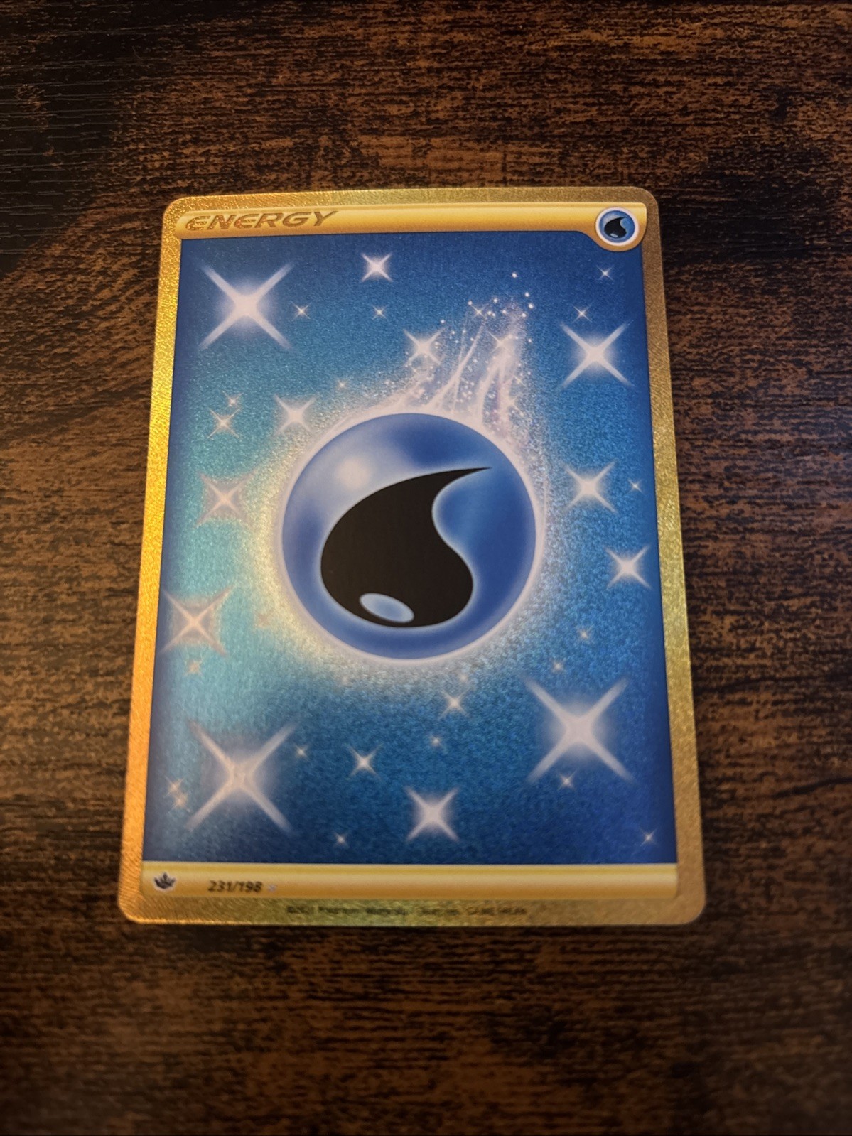 Water Energy - 231/198 Chilling Reign Gold - NM/MINT