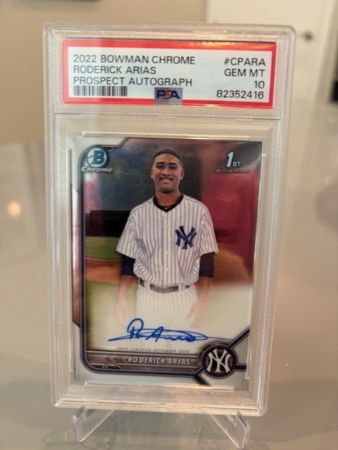 Roderick Arias Topps 2022 Bowman Chrome Yankees RC Auto CPA-RA PSA 10 view 1