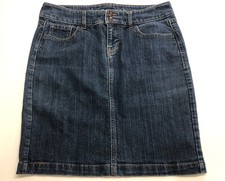 Old Navy Stretch Denim Pencil Skirt Sz 10 Back Slit Above Knee Med Wash EUC