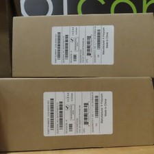 POLYCOM 2200-40450-001 VVX 201 Phone PoE - New in Box 1x Unit