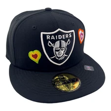 New Era Las Vegas Raiders Chain Stitch Hearts Black Pink UV 59FIFTY Fitted Hat