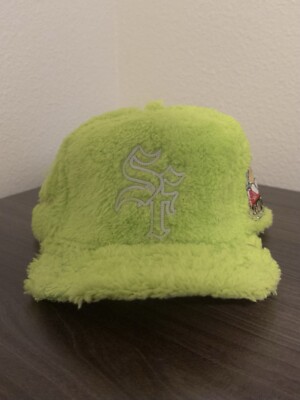 Dvnielluu x Grinch Hat