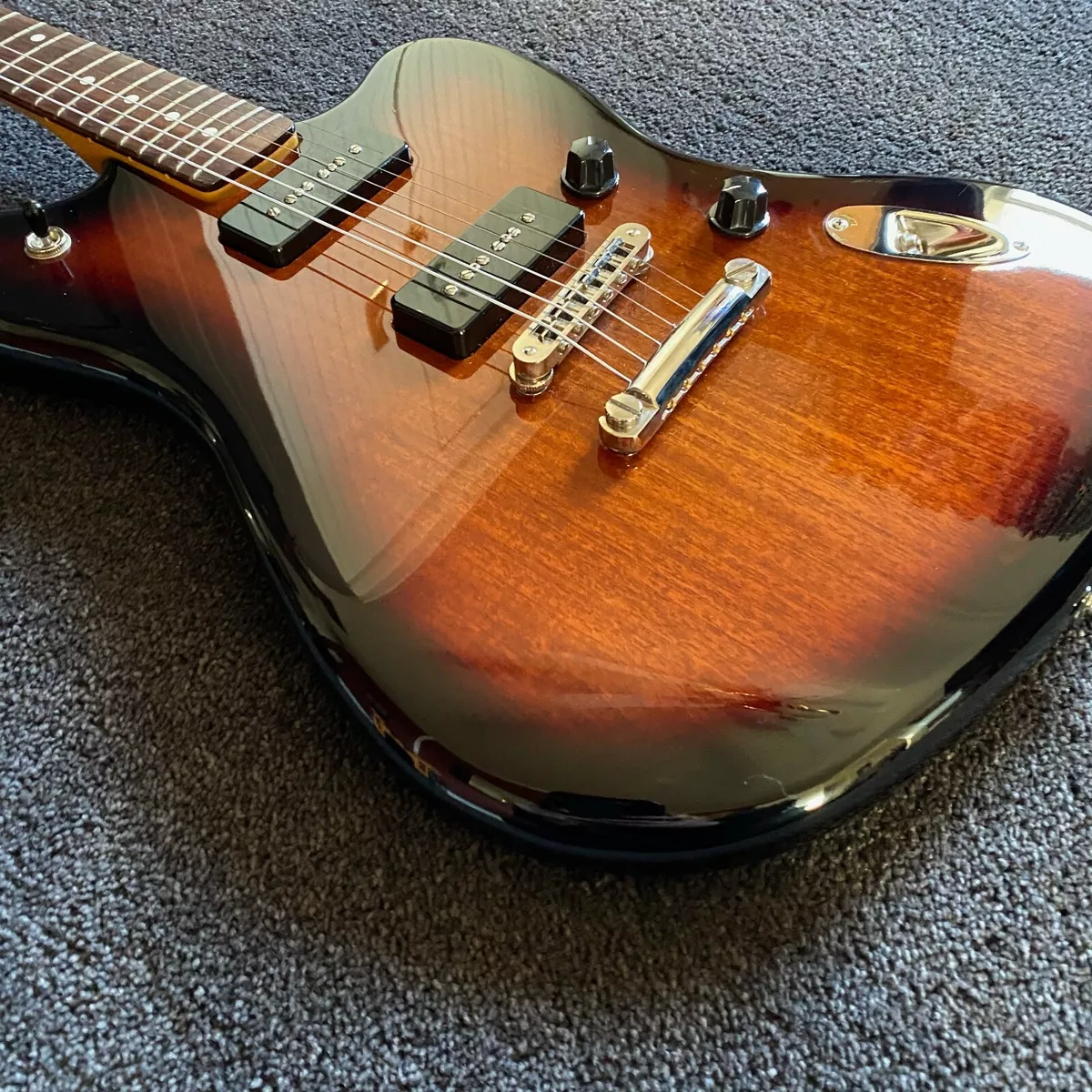 Fender Modern Player Jaguar 2011 Mahogany Burst P90 MIC Rare