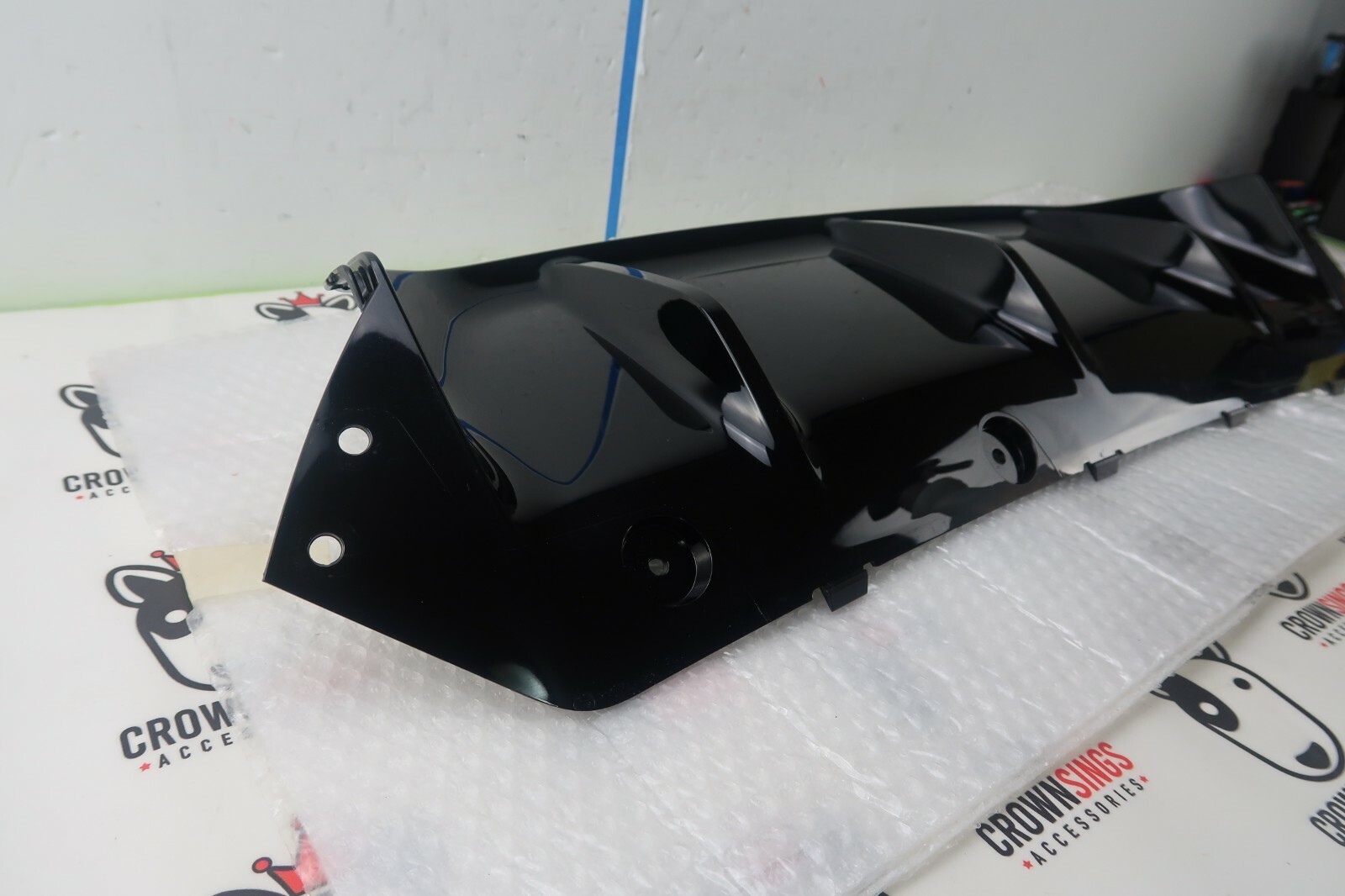 2018-2010 BMW M5 REAR SKID PLATE TRIM CENTER LOWER OEM 51128069482  