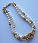 Necklace Signed FM Franklin Mint 1988 Faux Pearl Bow Vintage — photo 2