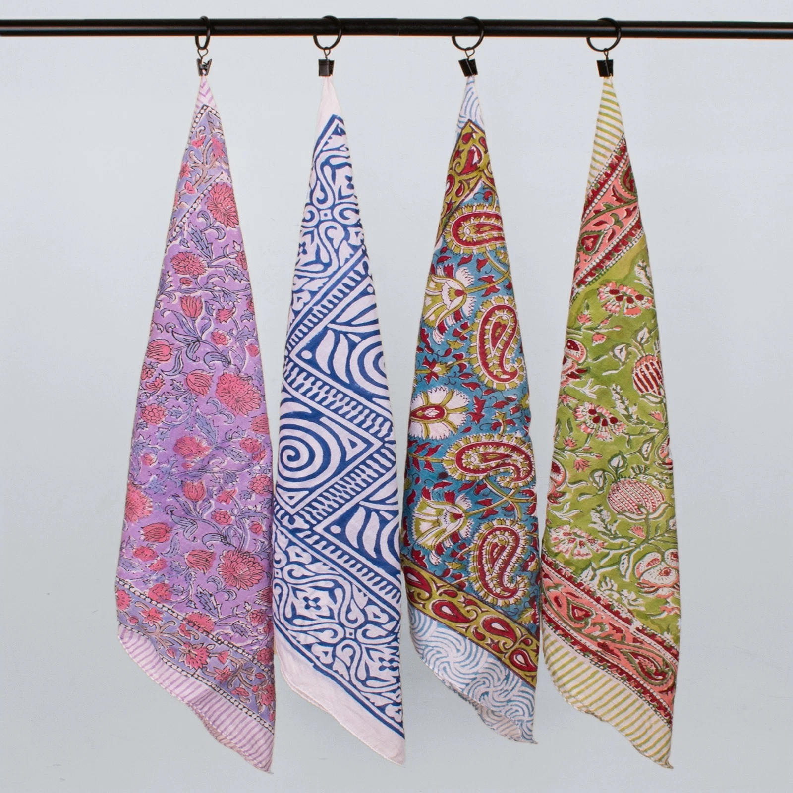 Set Of 4 Cotton Club Handkerchief Neckerchief Bandana Pocket Square Gift Scarfs
Opens in a new windo