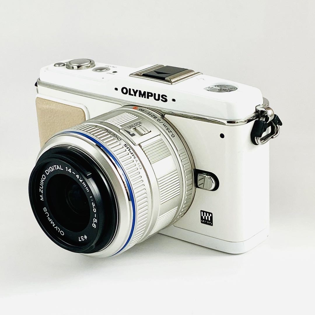 OLYMPUS PEN E-P1 two lens kit ホワイト動作品　美品 OLYMPUS PEN E-P1 two lens kit ホワイト動作品 美品 OLYMPUS