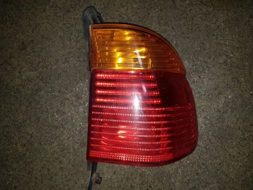 BMW 5 E39 Rücklicht hinten links 6900214 2.50 Petrol 125kw 2000 33753469