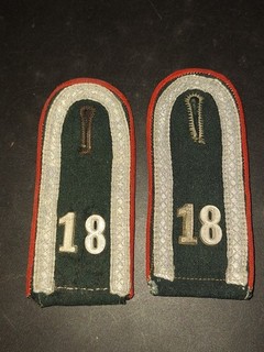 Originale Schulterklappen Unteroffizier Artillerie Regt. 18 Wehrmacht