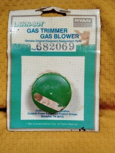 Lawn-Boy Gas Trimmer Gas Blower #682069 Gas Lid