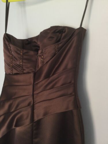 Brown satin full length bridesmaid dress with shawl size 4 to 6 - Picture 4 of 10