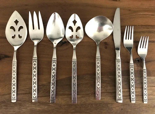 Oneida LISBON Stainless Hostess Set Serving Spoons Meat Fork Gravy Flatware 8 pc