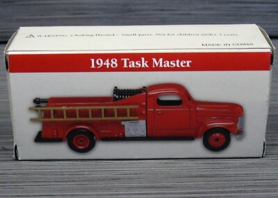 1948 TASK MASTER Red Fire ENGINE Truck Die-cast Reader's Digest Classic 1:64 TOY