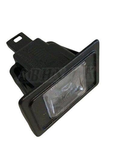 A0009062903 Genuine 1x Mercedes A B C Class LED Rear License Number Plate Light - Picture 4 of 7