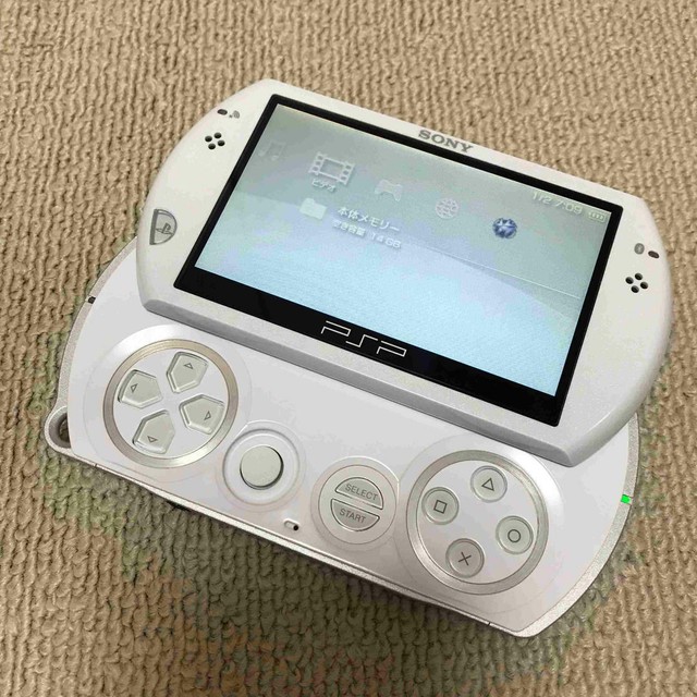 PSP Go PlayStation Portable Go Pearl White PSPN1000PW Body only Used