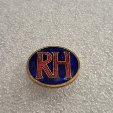Vintage Ruston Hornsby Badge