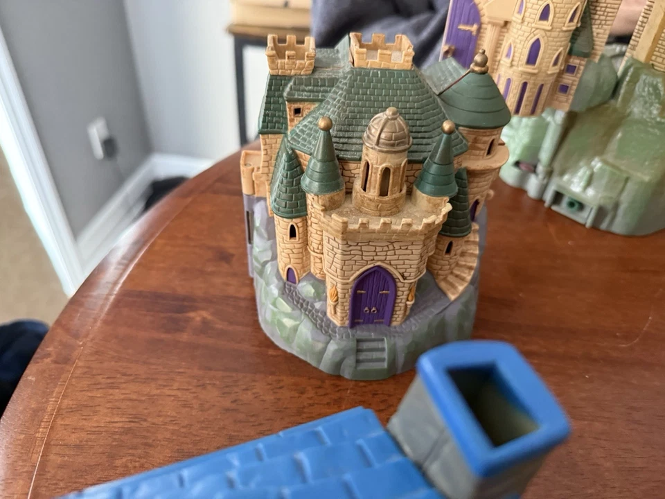 Lote de figuras Castillo de Hogwarts Polly Pocket 2001 Mattel vintage con Foto 4 de 4