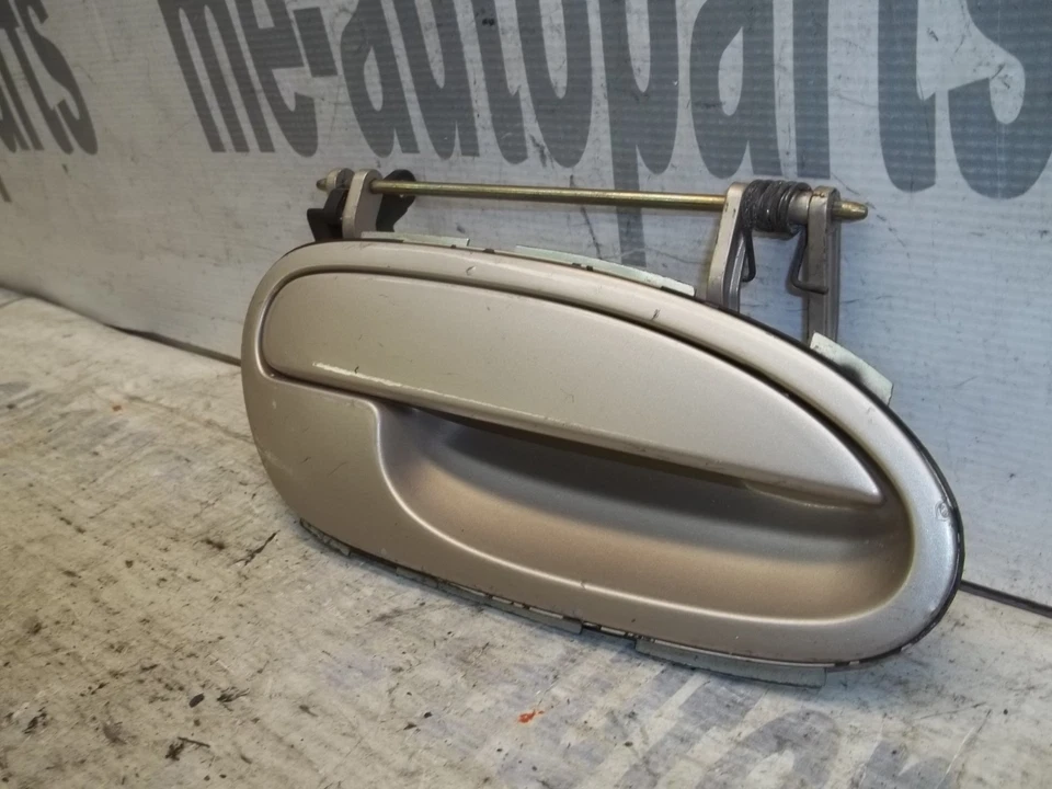 Cadillac Catera 1997-2001 pasajero derecho exterior manija de puerta exterior OEM Foto 3 de 4