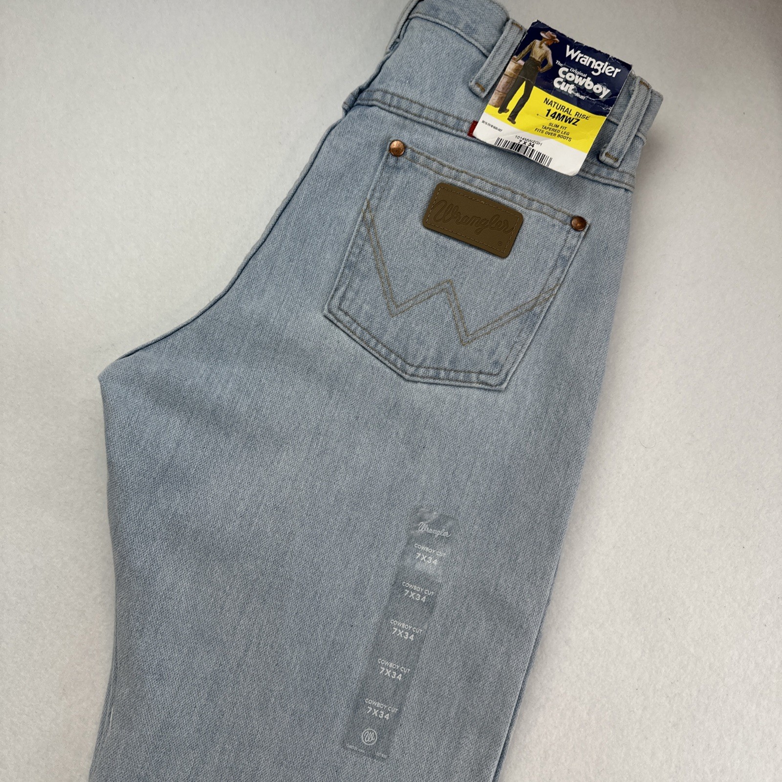 Women&rsquo;s Cowboy Cut #14mwz Slim Fit Bleach Wash 7x34 Cotton