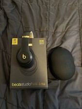 Beats Studio3 Wireless Headphones Grey/gold
