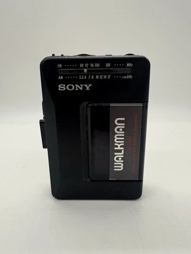 Sony Walkman WM-F2015 FM/AM Cassette Player - PARTS ONLY Or REPAIR