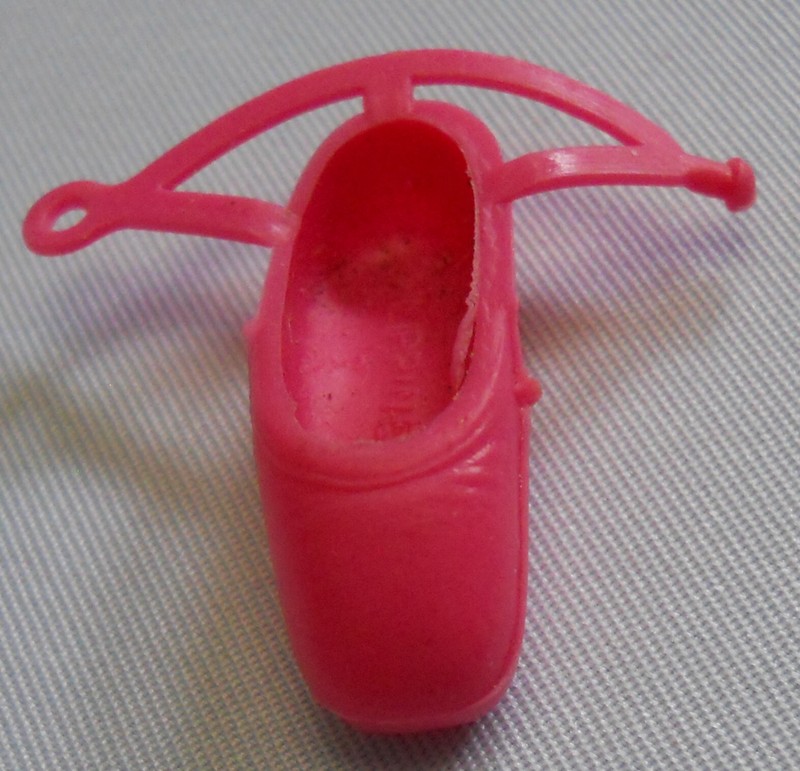 Barbie Superstar Era SINGLE PINK BALLET SLIPPER Ballerina PHILIPPINES Doll Shoe