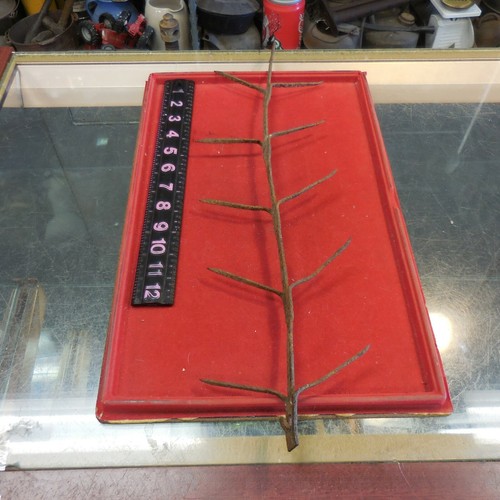 OLD PRIMITIVE CORN DRYING CAST IRON BLACKSMITH MADE