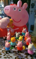 Peppa Pig Carry Travel Case W/ Handle Toy Storage And 12 Figures With One Plush