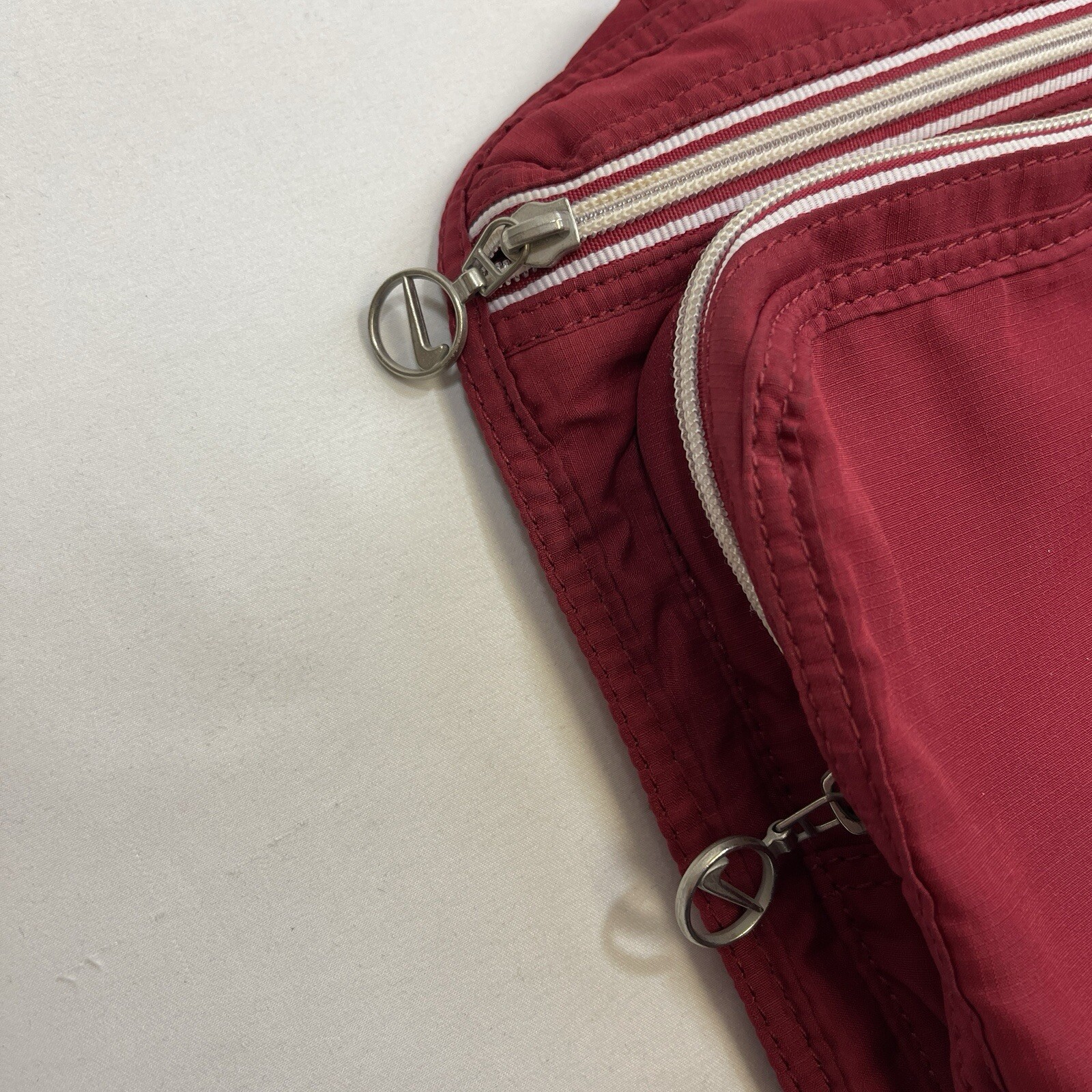 VTG Nike Crossbody Sling Bag Red Metal Accents Y2K Streetwear Sport Swoosh Logo