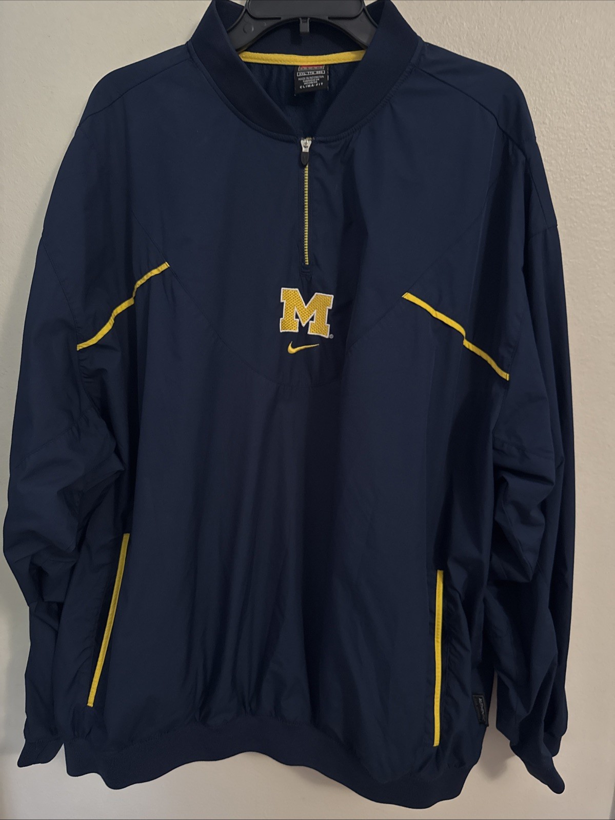 SACAI X NIKE Giacca a vento Michigan XXL marca Nike con bottoni cerniera 3 4