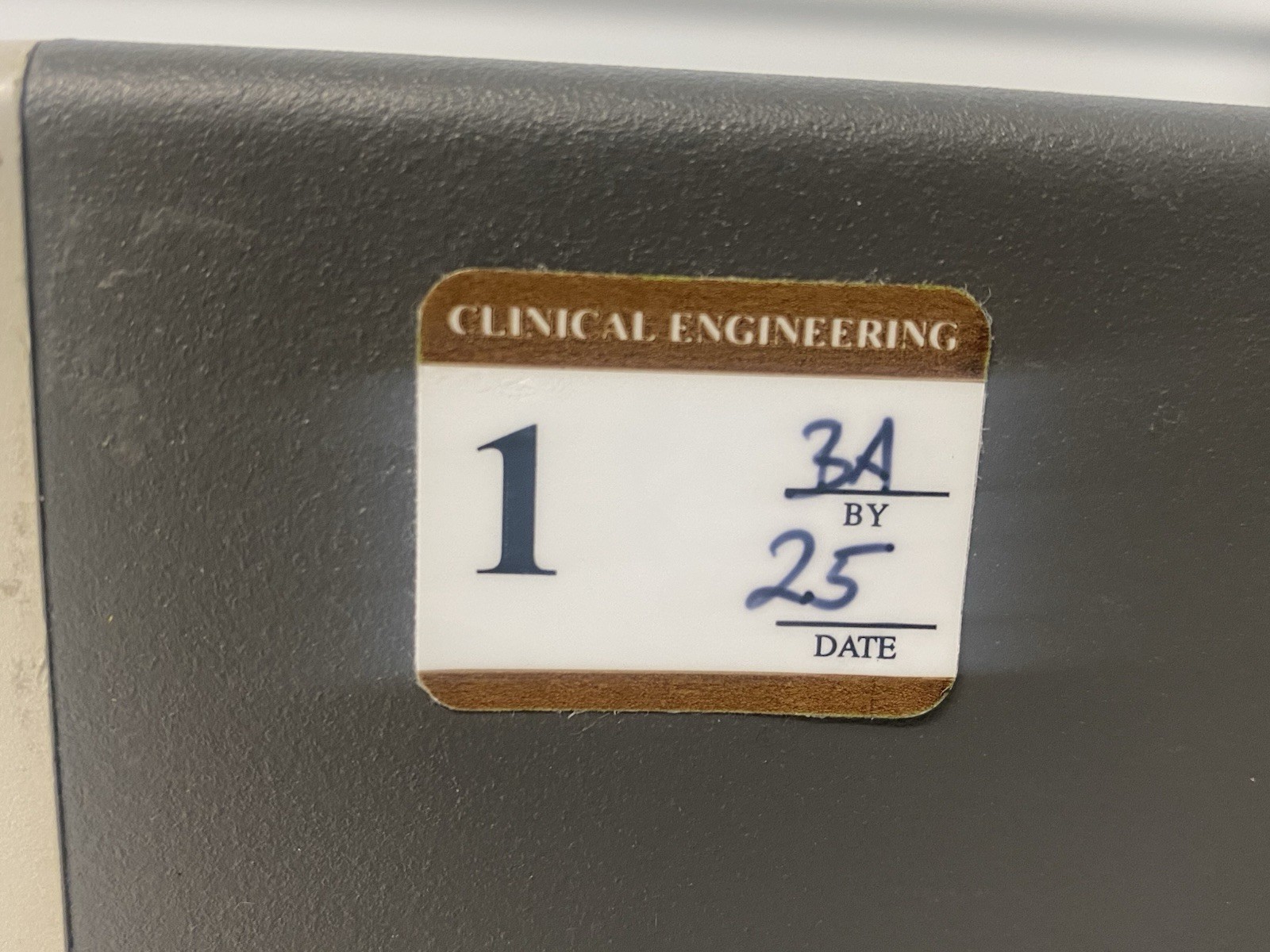 BOVIE IDS-300 ELECTROSURGICAL GENERATOR POWERS ON