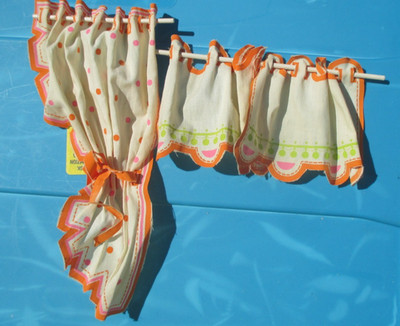 Vintage Barbie Dream Kitchen Dinette Curtains With Hanging Rod 1964 Rare