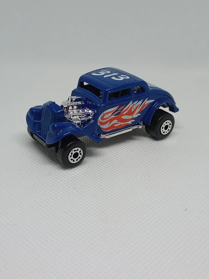 Vintage Matchbox '33 WILLYS STREET ROD Flames 1982 "313 White Heat" Blue 1:50 - Image 2 of 4