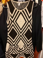 Alice & Olivia Brown and Beige diamond patterns wool