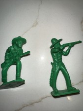 Tim Mee plastic VTG 1960's 60mm Cowboy running with rifle  Cowboy