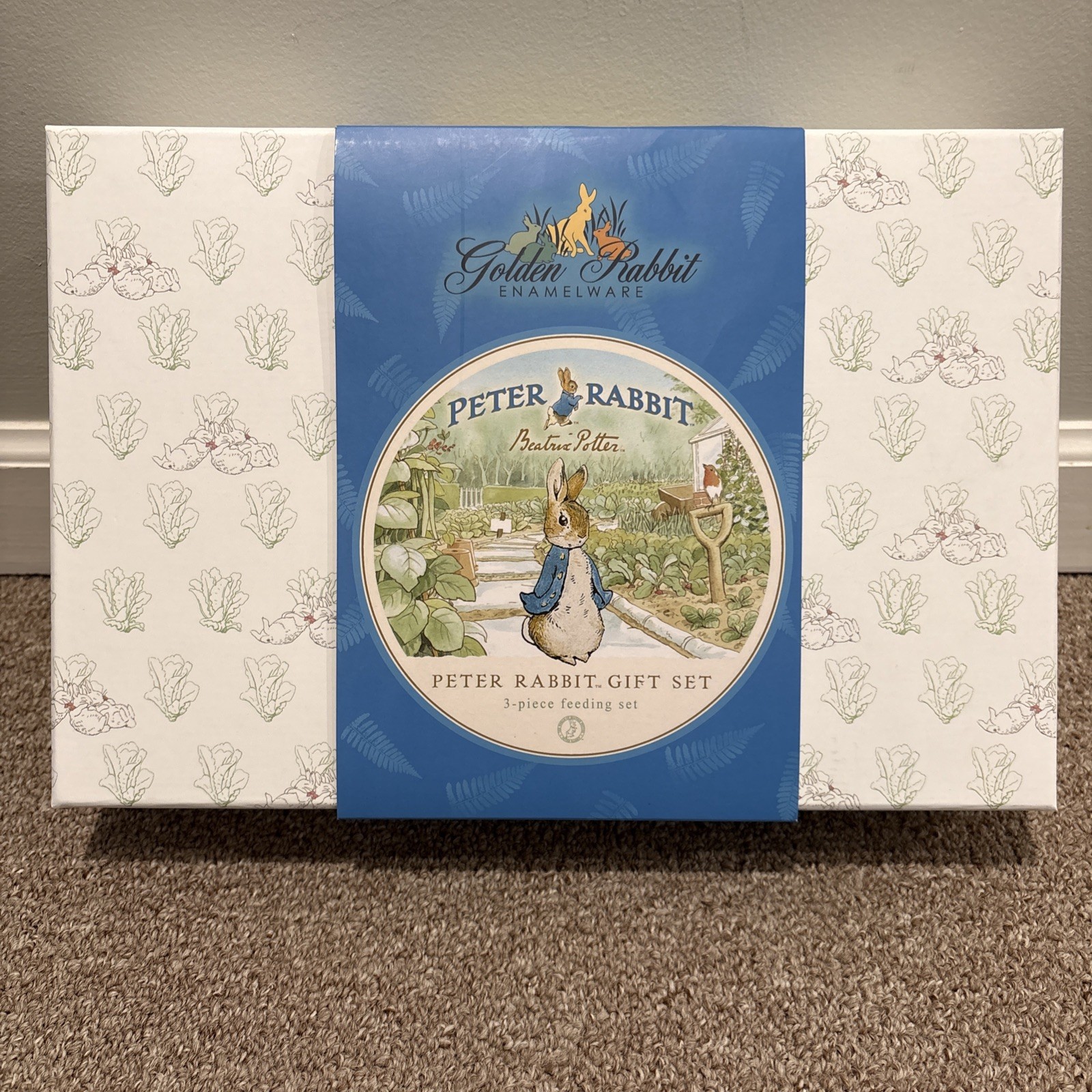 : Plate, Mug And Bowl With Lid, Peter Rabbit