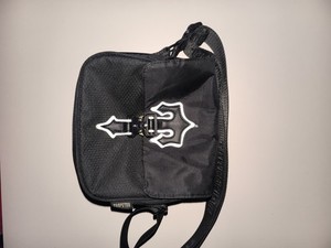 TRAPSTAR ショルダーバッグ ブラック トラップスター Trapstar Cobra T