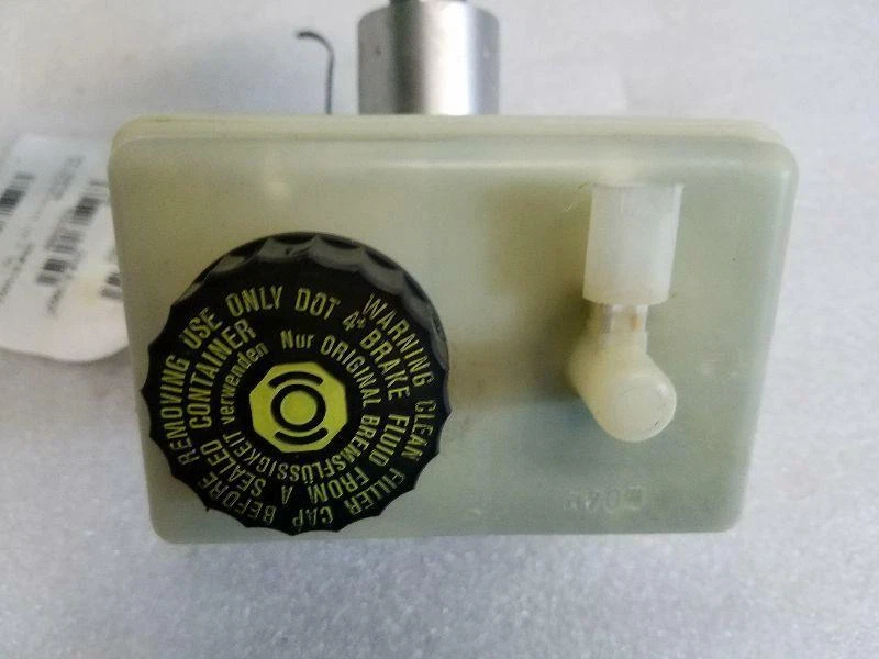 00 01 02 03 04 05 06 Mercedes-Benz MERCEDES CLASE CL Cilindro Maestro Foto 3 de 4