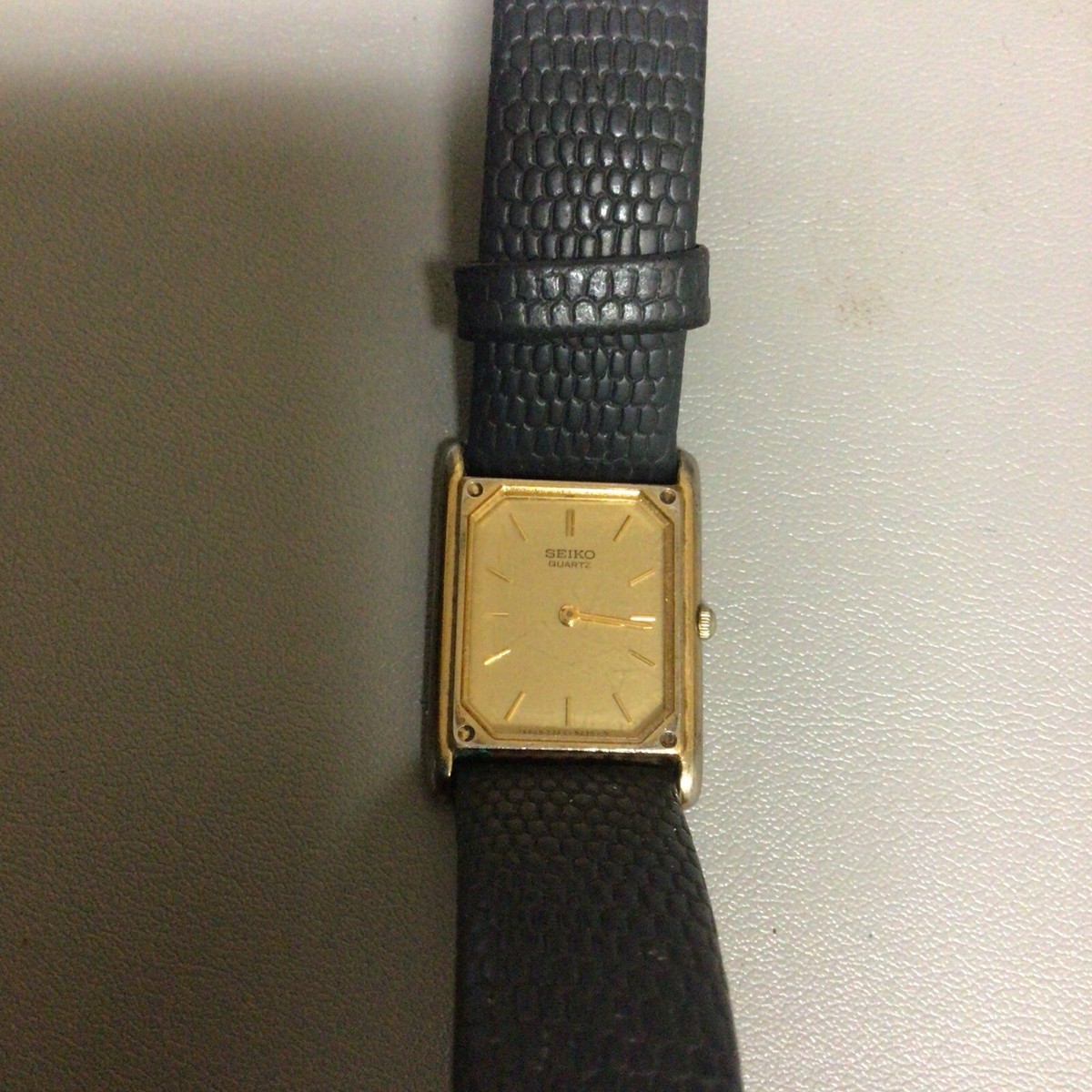 SEIKO 7320-5140 Unisex wristwatch japan vintage For Parts Or