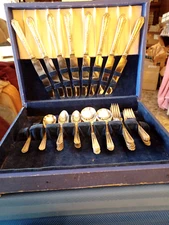 National Silver Co  MARIANNE PATTERN   1935  E.P.N.S.  42 piece Silverplate Set