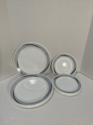 Corelle Optic Pattern 5 Dinner Plates & 6 Bread Plates Hard To Find Pattern 
