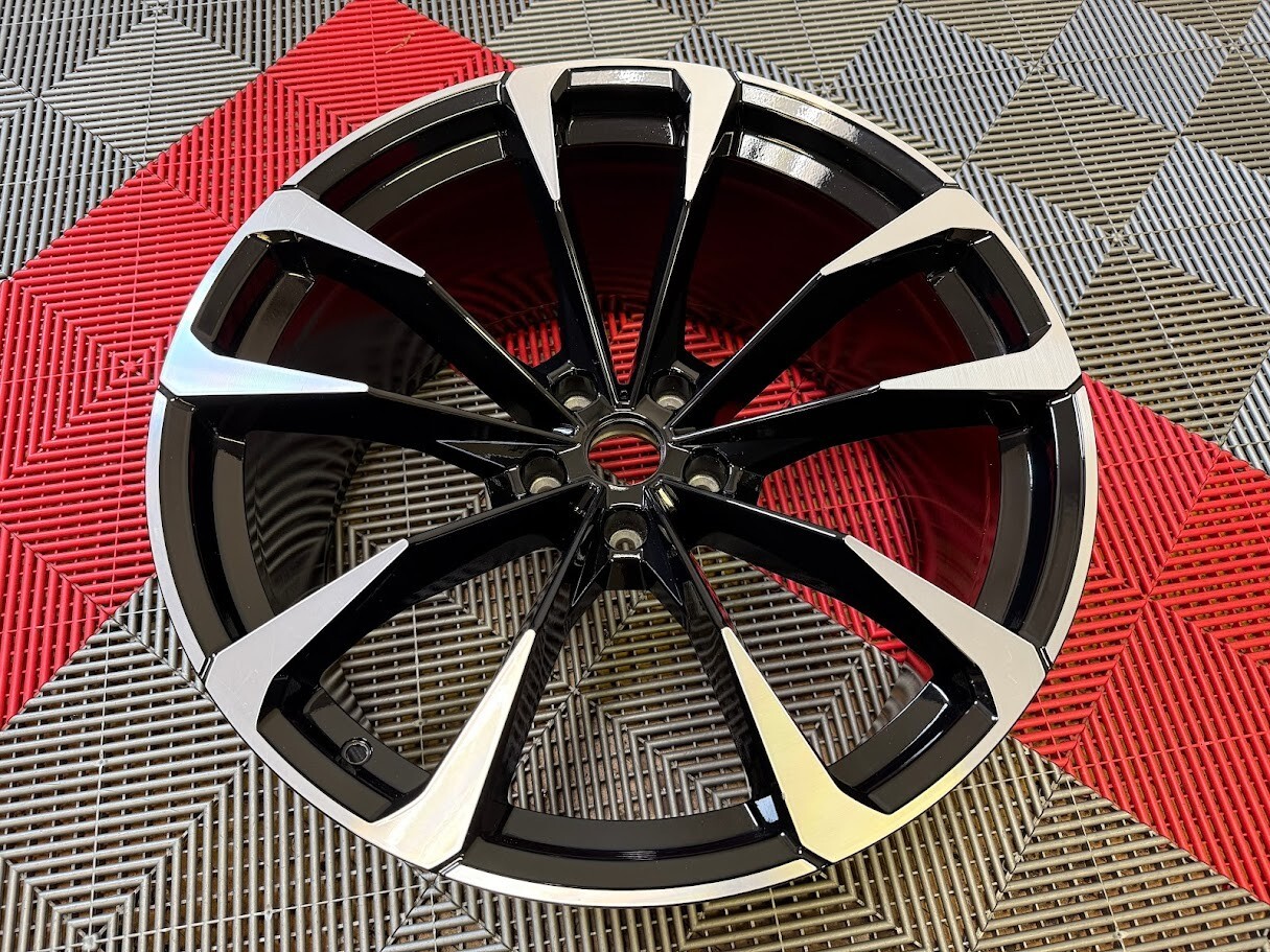 Pair of 2 OEM 23" Lamborghini Urus Taigete Rear Wheels Rims Black Machined