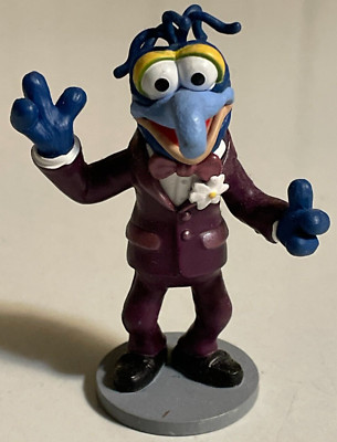 GONZO the GREAT ! Disney Christmas Figurine PVC  Gray Base VINTAGE !