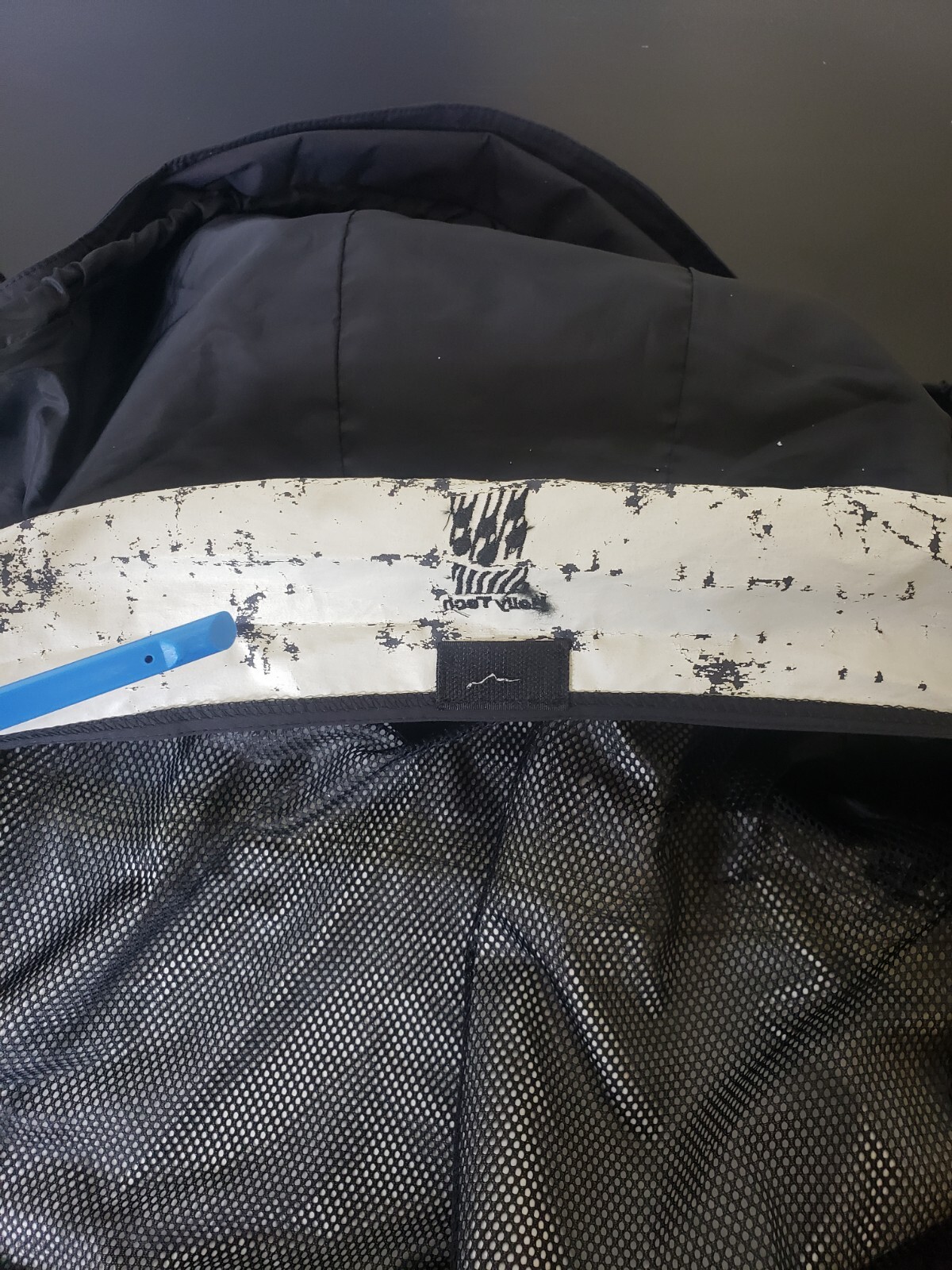 Helly-Hansen Medium Weather Jacket Helly-Tech Bla… - image 10