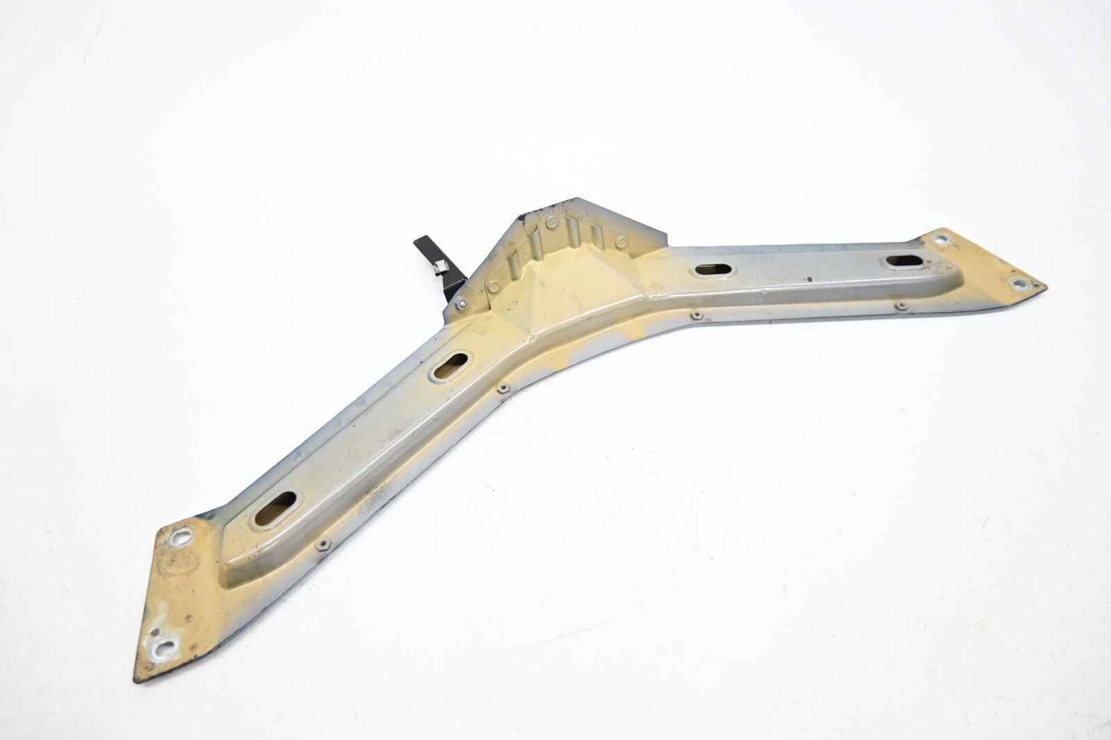 ⭐ 03-12 Maserati Quattroporte Front Upper Radiator Support Bracket Mount Oem