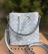 NWT Coach Rowan Bucket Bag In Signature Canvas CEZ36 in Gold/Light Blue