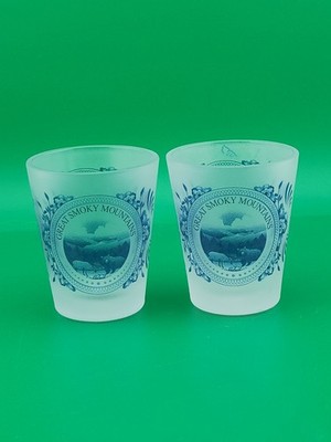 Set Of Two Great Smoky Mountains Frosted Shot Glasses Barware Man Cave
