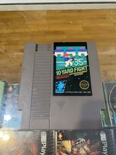 10-Yard Fight - 5 Screw- (Nintendo Entertainment System, NES)