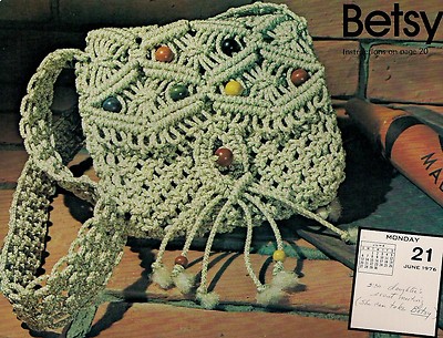 Betsy Beaded Shoulder Bag Purse Pattern Craft Books: #7107 Purse Strings Vol. 2