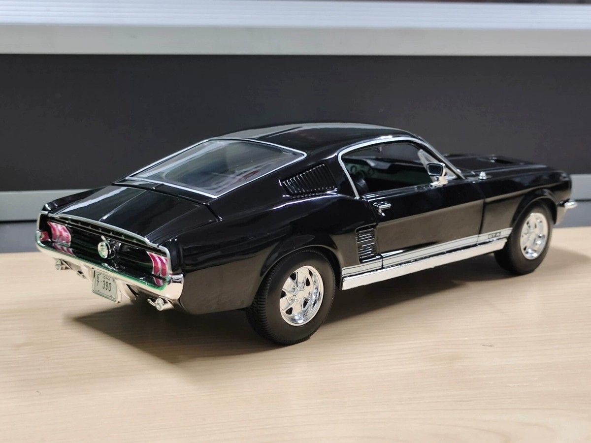 1967 Ford Mustang GT 1/18 USA 300台限定生産 Ford Mustang GTA 1967 alloy model master car 1: 18 black | eBay